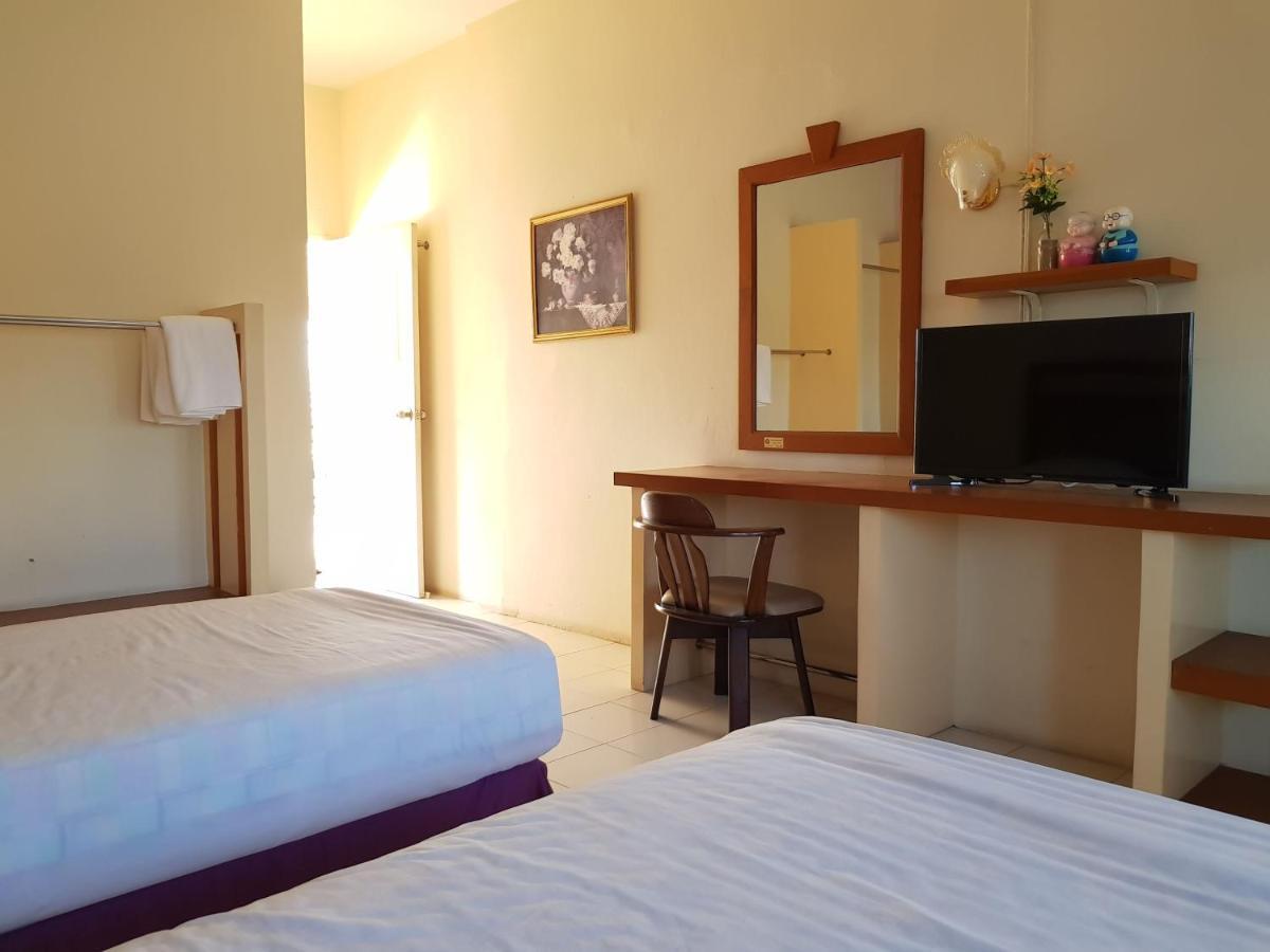 Casa Holiday Hotel Sha พิษณุโลก ภายนอก รูปภาพ