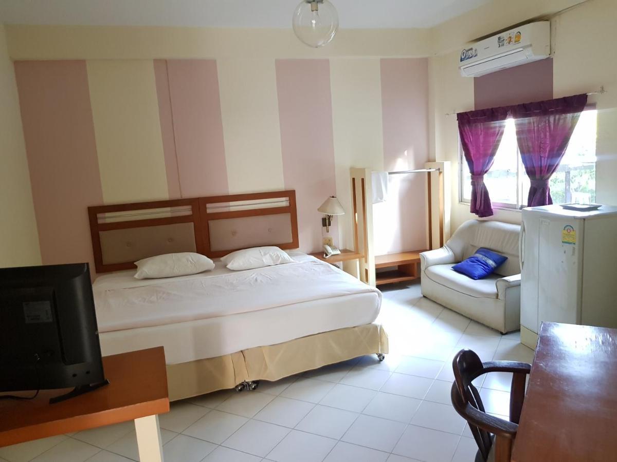 Casa Holiday Hotel Sha พิษณุโลก ภายนอก รูปภาพ