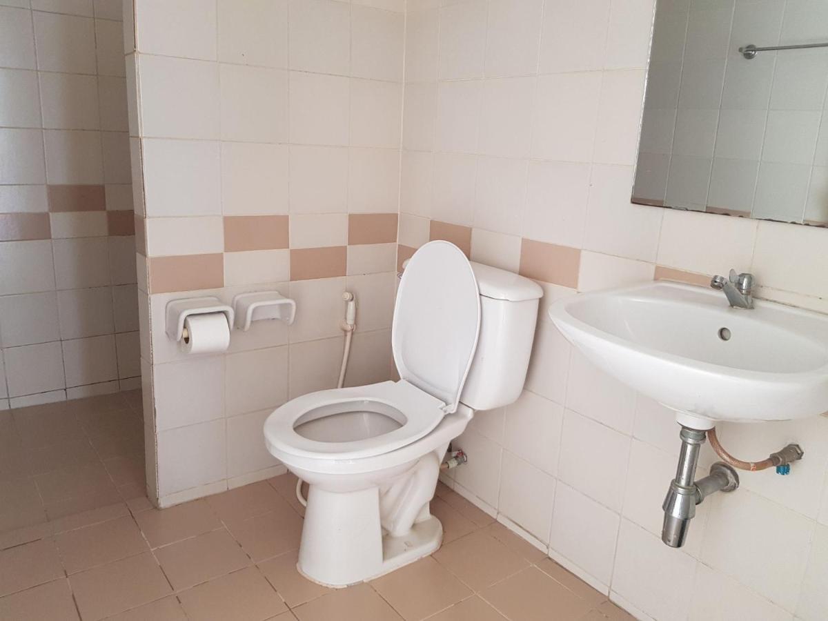 Casa Holiday Hotel Sha พิษณุโลก ภายนอก รูปภาพ