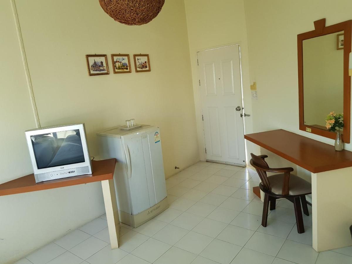 Casa Holiday Hotel Sha พิษณุโลก ภายนอก รูปภาพ
