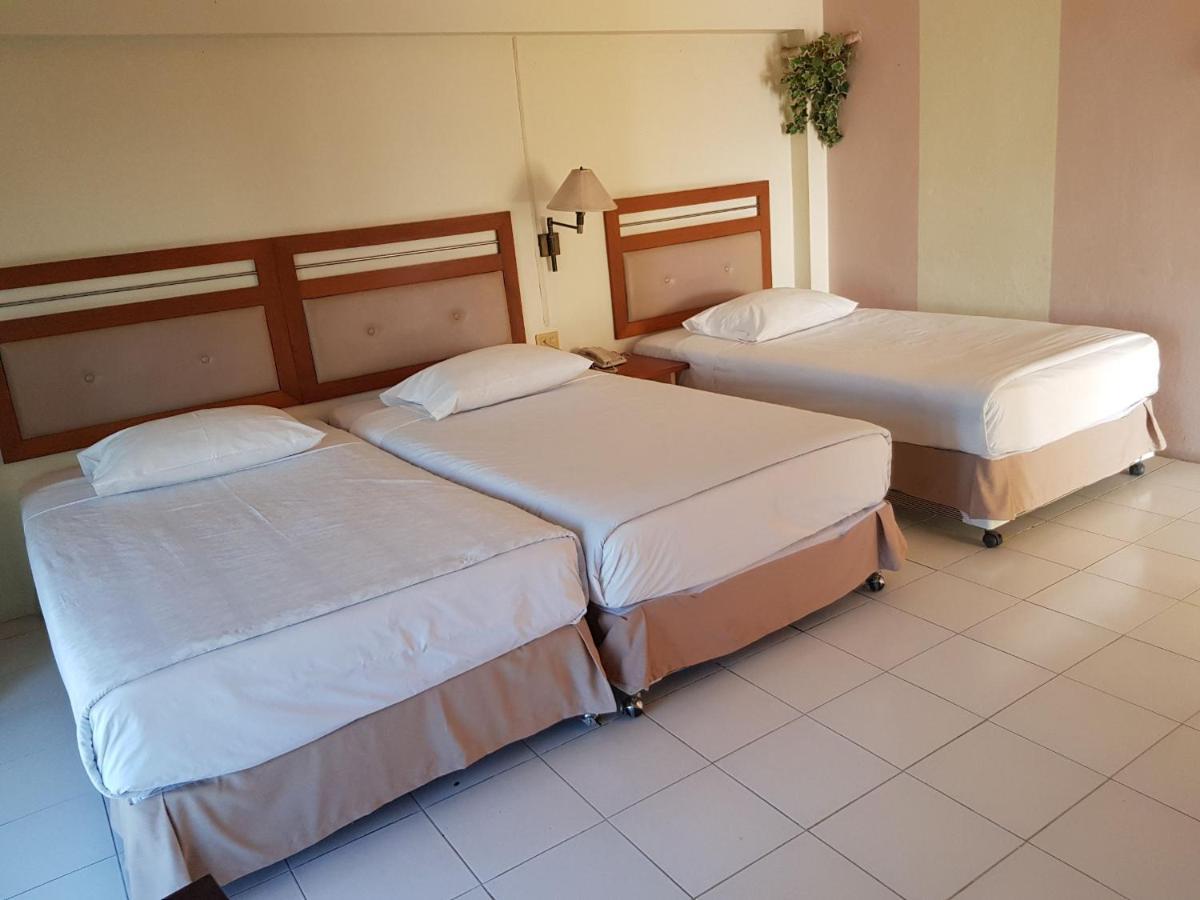Casa Holiday Hotel Sha พิษณุโลก ภายนอก รูปภาพ