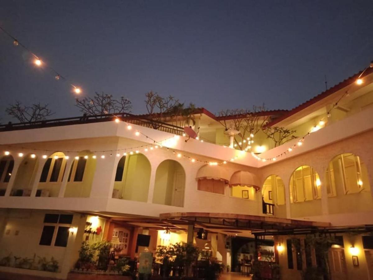 Casa Holiday Hotel Sha พิษณุโลก ภายนอก รูปภาพ