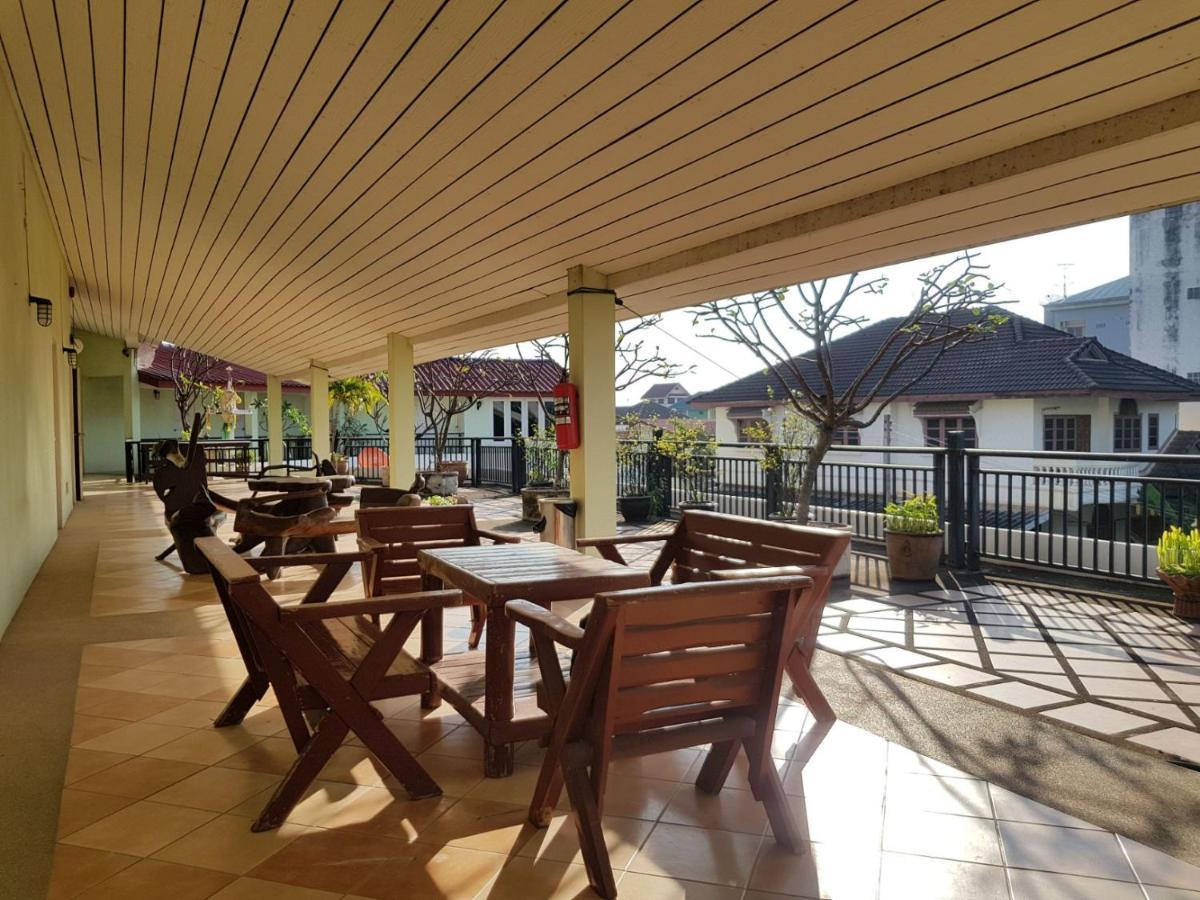 Casa Holiday Hotel Sha พิษณุโลก ภายนอก รูปภาพ