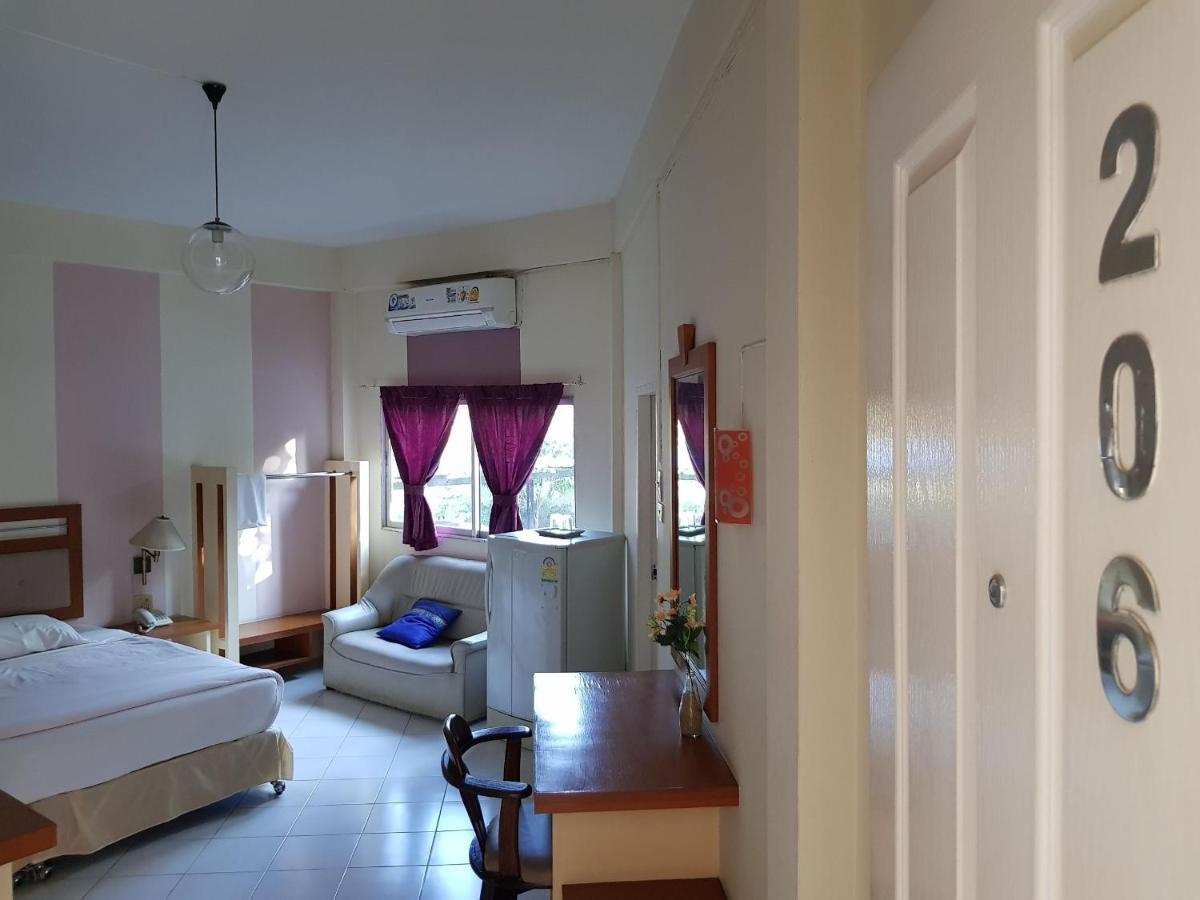 Casa Holiday Hotel Sha พิษณุโลก ภายนอก รูปภาพ